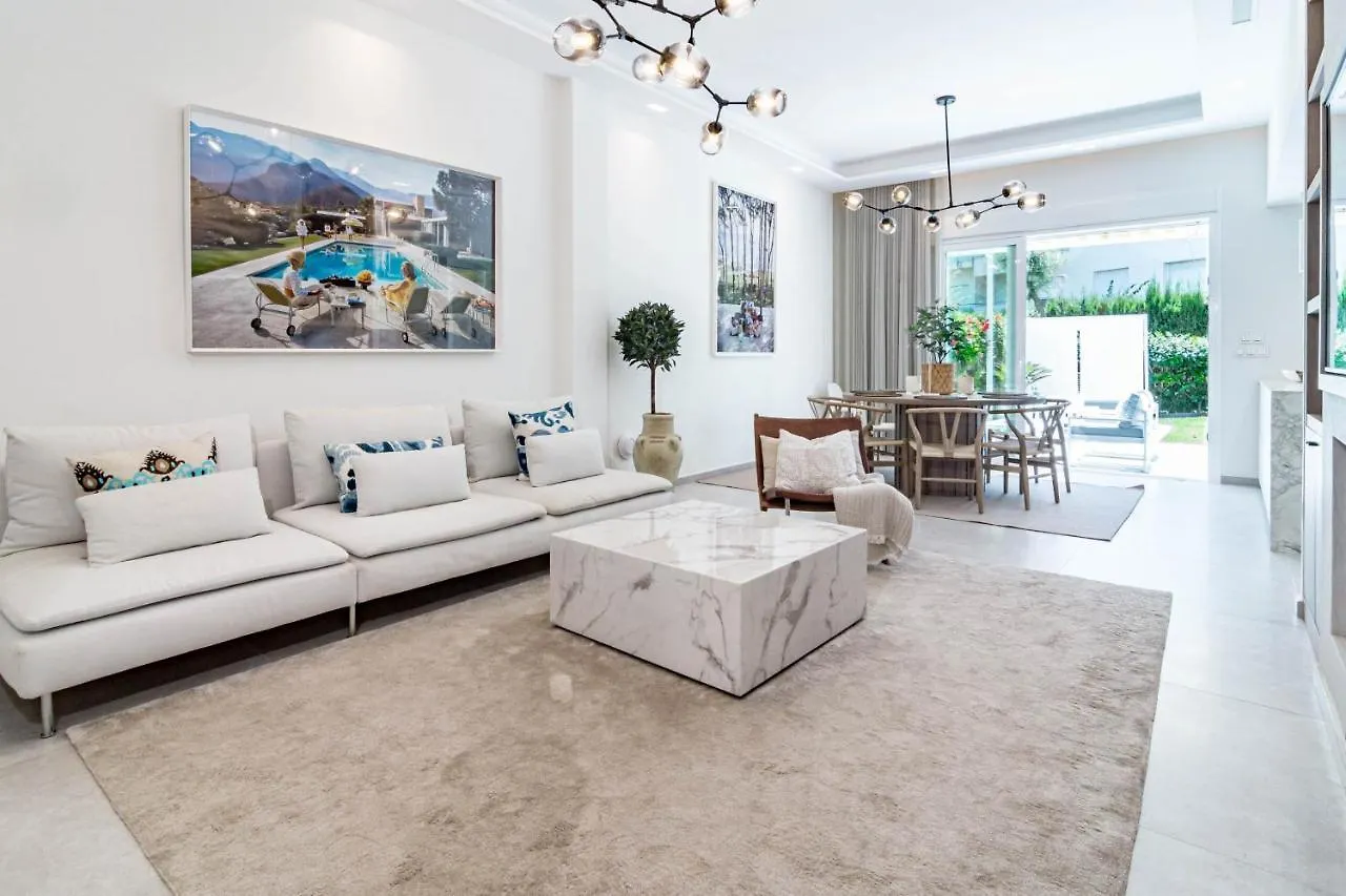 Adp- San Pedro Beach By Roomservices ماربيا 0*,