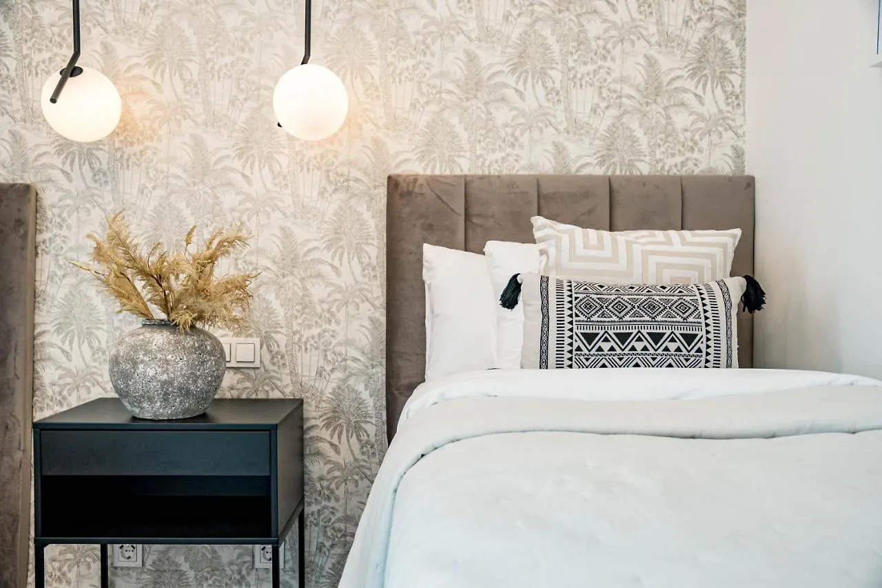 Adp- San Pedro Beach By Roomservices ماربيا شقة